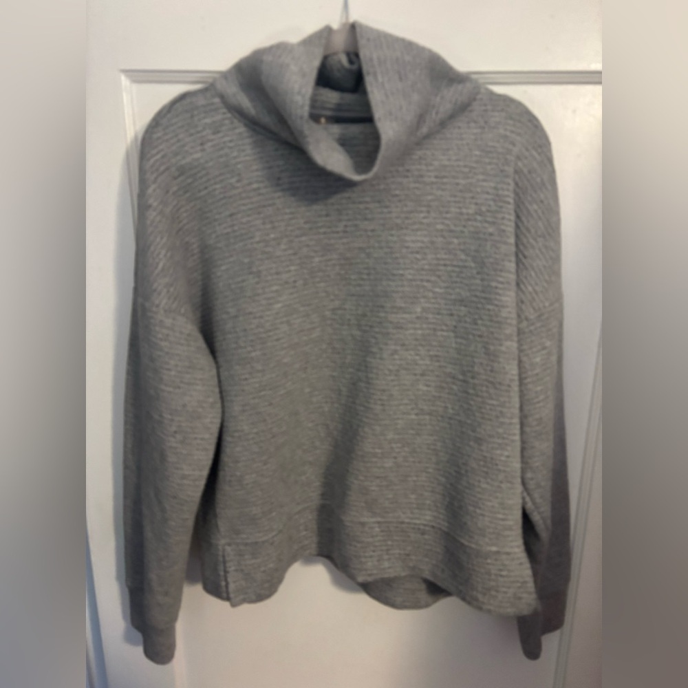 CALIA by Carrie Underwood Gray Cowl Neck Sweatshirt